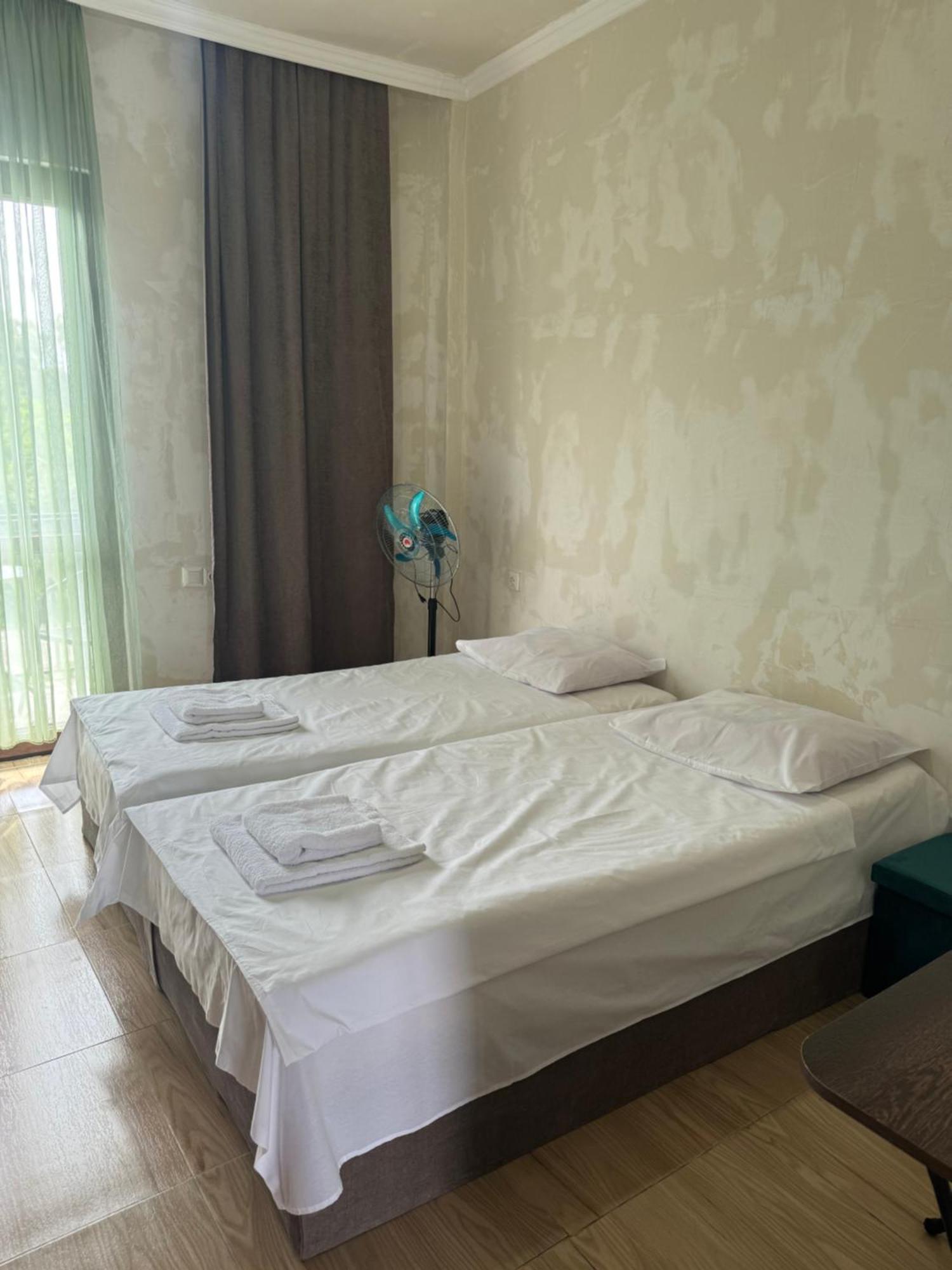 Family Hotel Our House Ts'ikhisdziri Luaran gambar