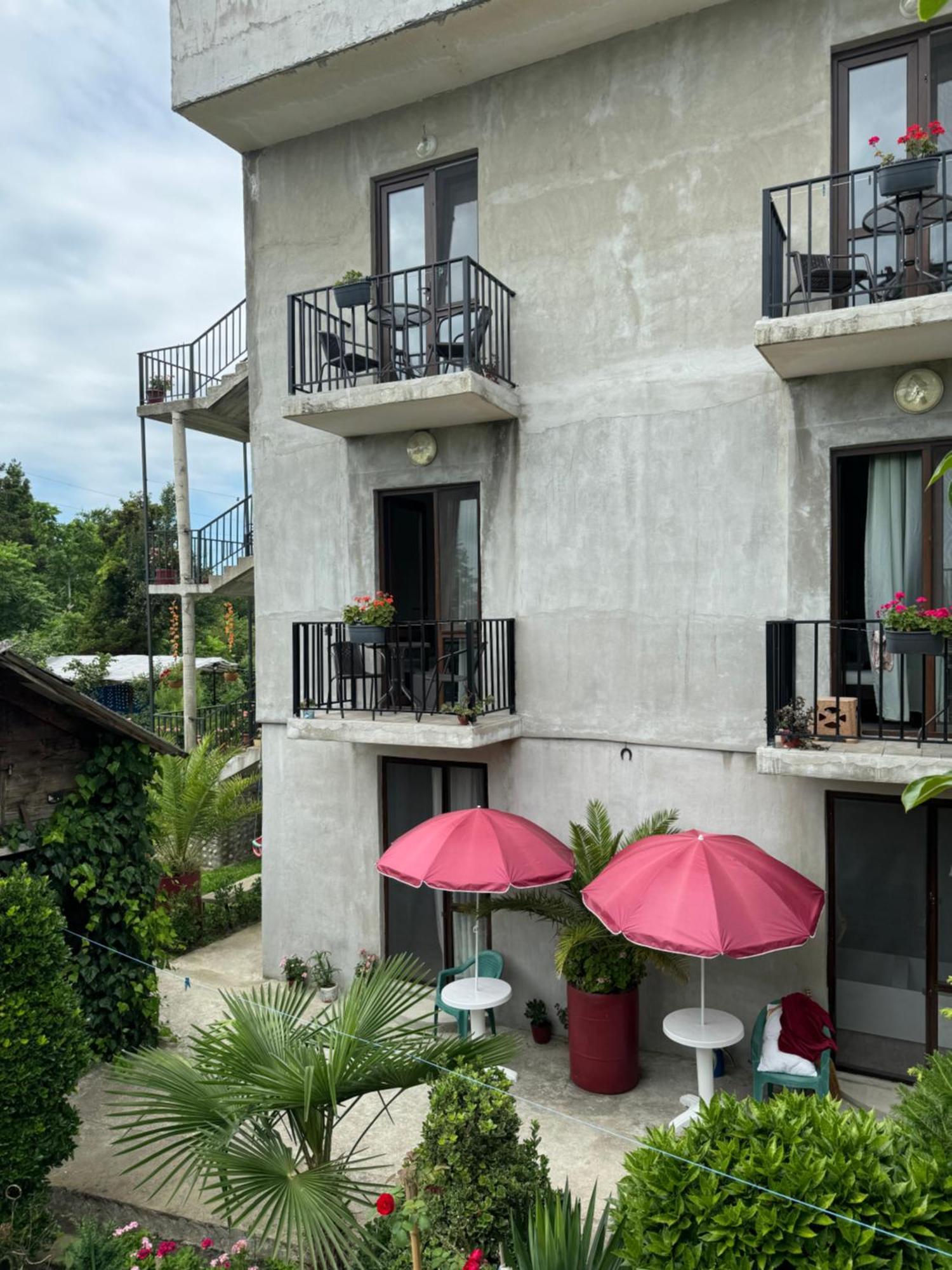 Family Hotel Our House Ts'ikhisdziri Luaran gambar